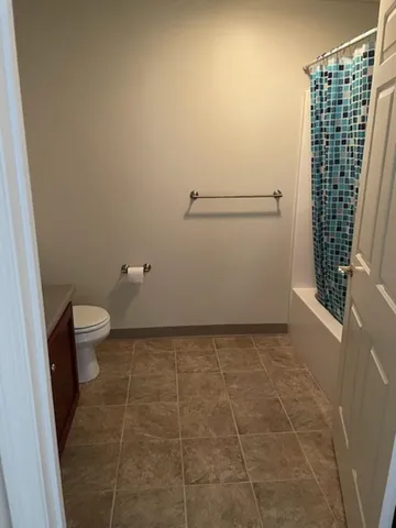 $2,000 | 1015 Elm Street, Manchester, NH 03101