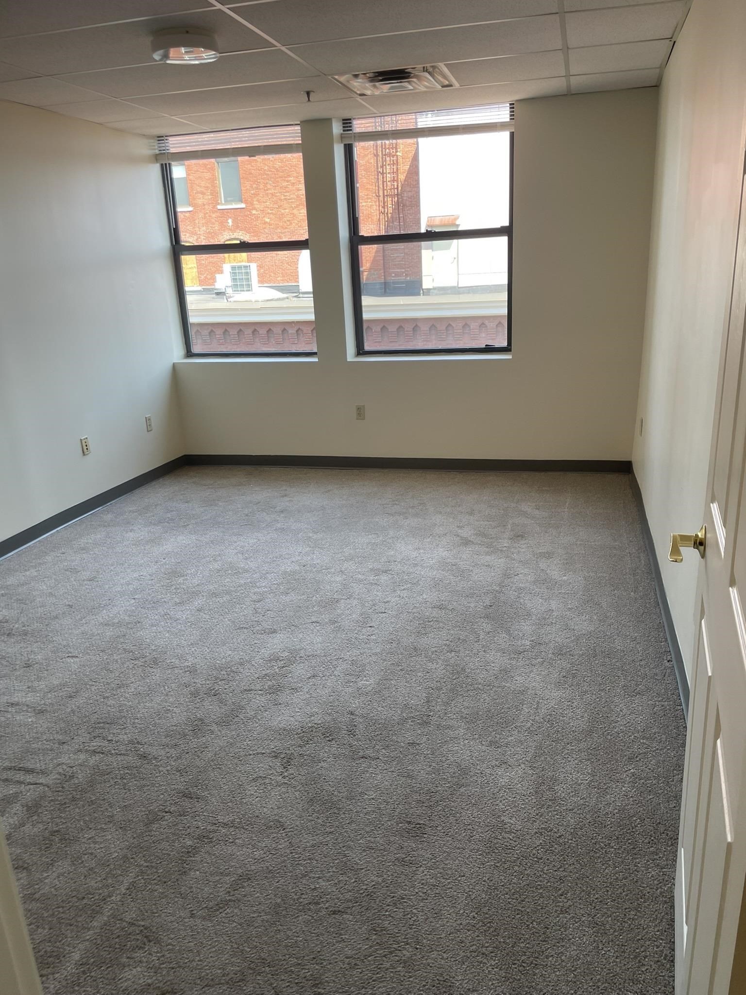 1015 Elm Street Manchester, NH 03101 - Photo 10 of 17