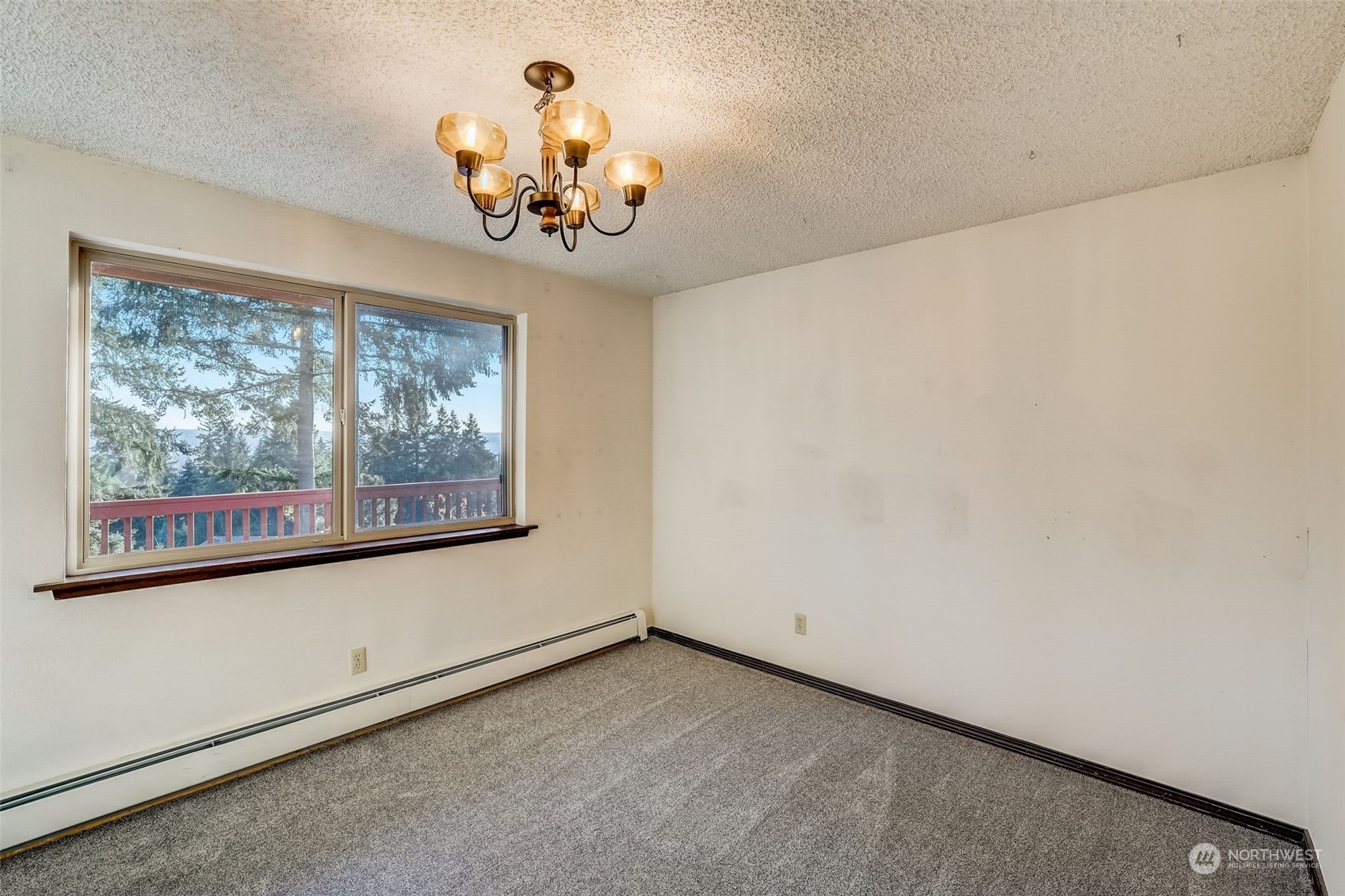 4422 108th Avenue East Edgewood, WA 98372 - Photo 11 of 38