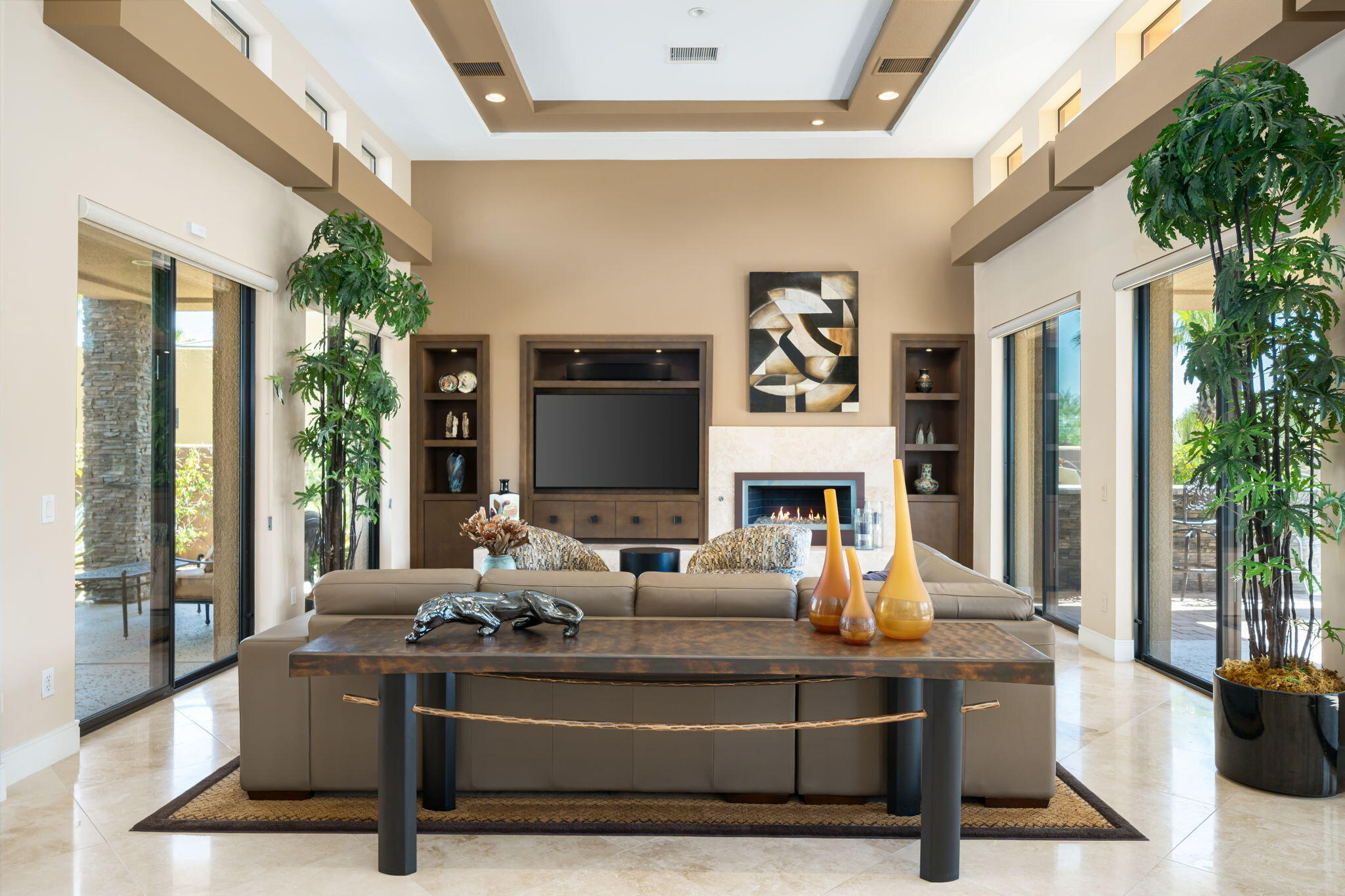 14 Dominion Court Rancho Mirage, CA 92270 - Photo 20 of 65 a living room with furniture