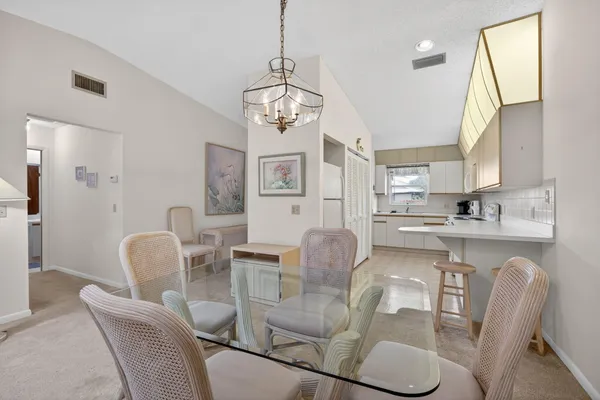 $245,000 | 8323 Southeast Croft Circle, Unit N9, Hobe Sound, FL 33455