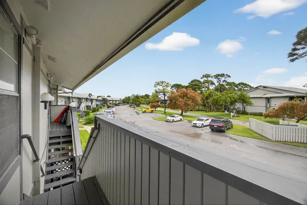 $245,000 | 8323 Southeast Croft Circle, Unit N9, Hobe Sound, FL 33455