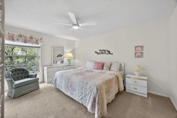 $245,000 | 8323 Southeast Croft Circle, Unit N9, Hobe Sound, FL 33455