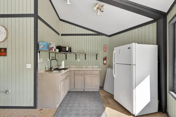 $245,000 | 8323 Southeast Croft Circle, Unit N9, Hobe Sound, FL 33455