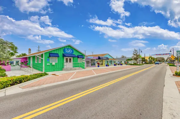 $245,000 | 8323 Southeast Croft Circle, Unit N9, Hobe Sound, FL 33455