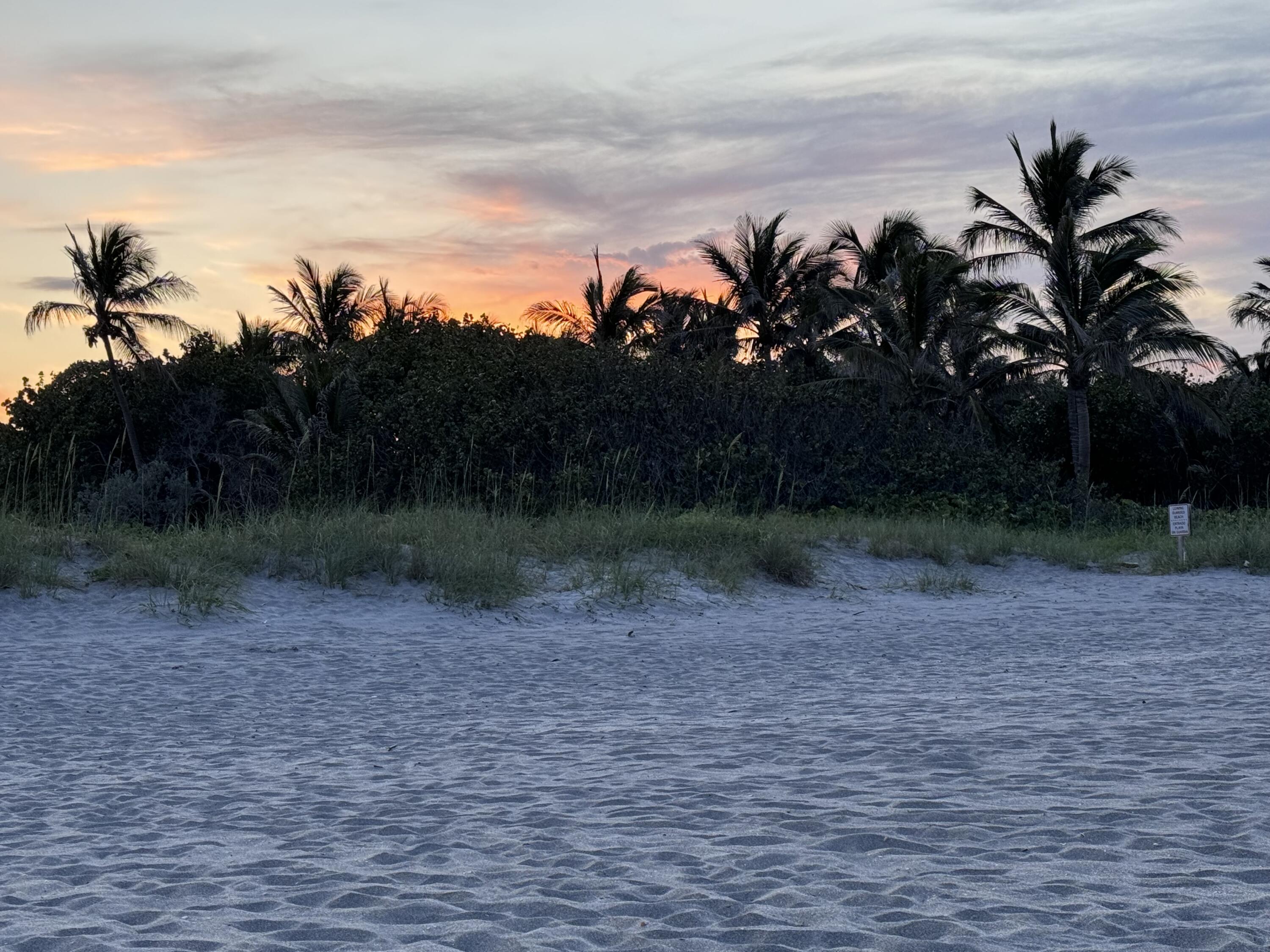 8323 Southeast Croft Circle, Unit N9 Hobe Sound, FL 33455 - Photo 63 of 66 Sunset at Hobe Sound Beach