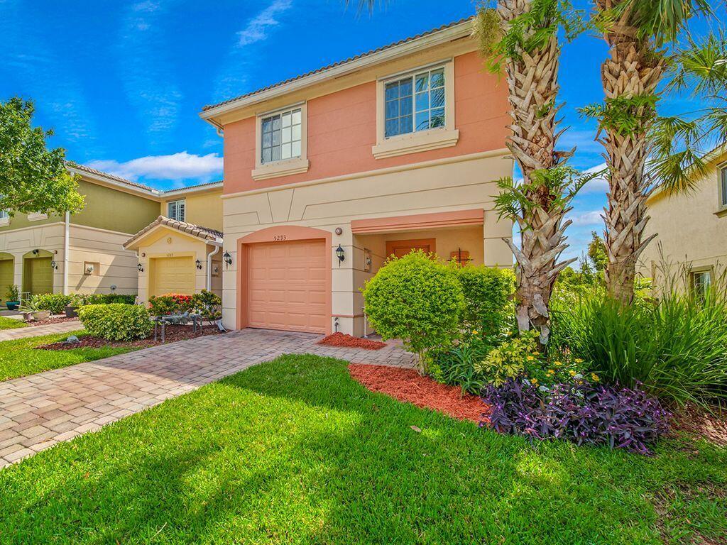 5293 Southeast Jennings Lane Stuart, FL 34997 - Photo 1 of 29 Front exterior
