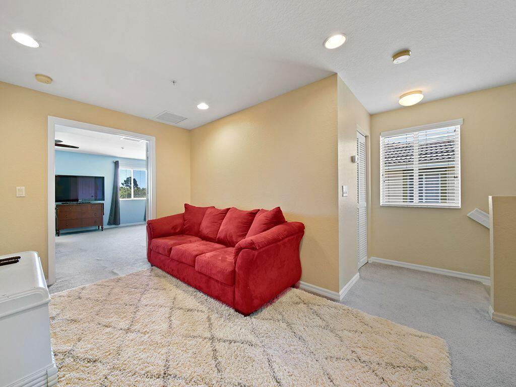 5293 Southeast Jennings Lane Stuart, FL 34997 - Photo 15 of 29 Upstairs family room