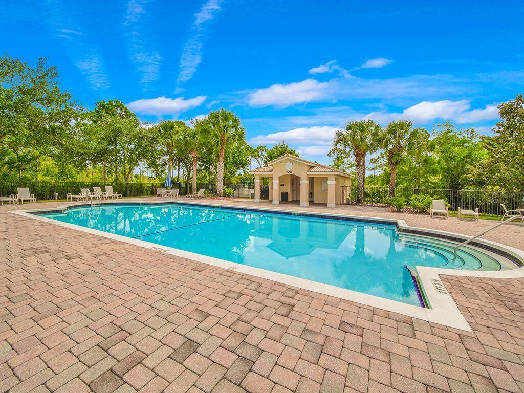 5293 Southeast Jennings Lane Stuart, FL 34997 - Photo 28 of 29 Community pool