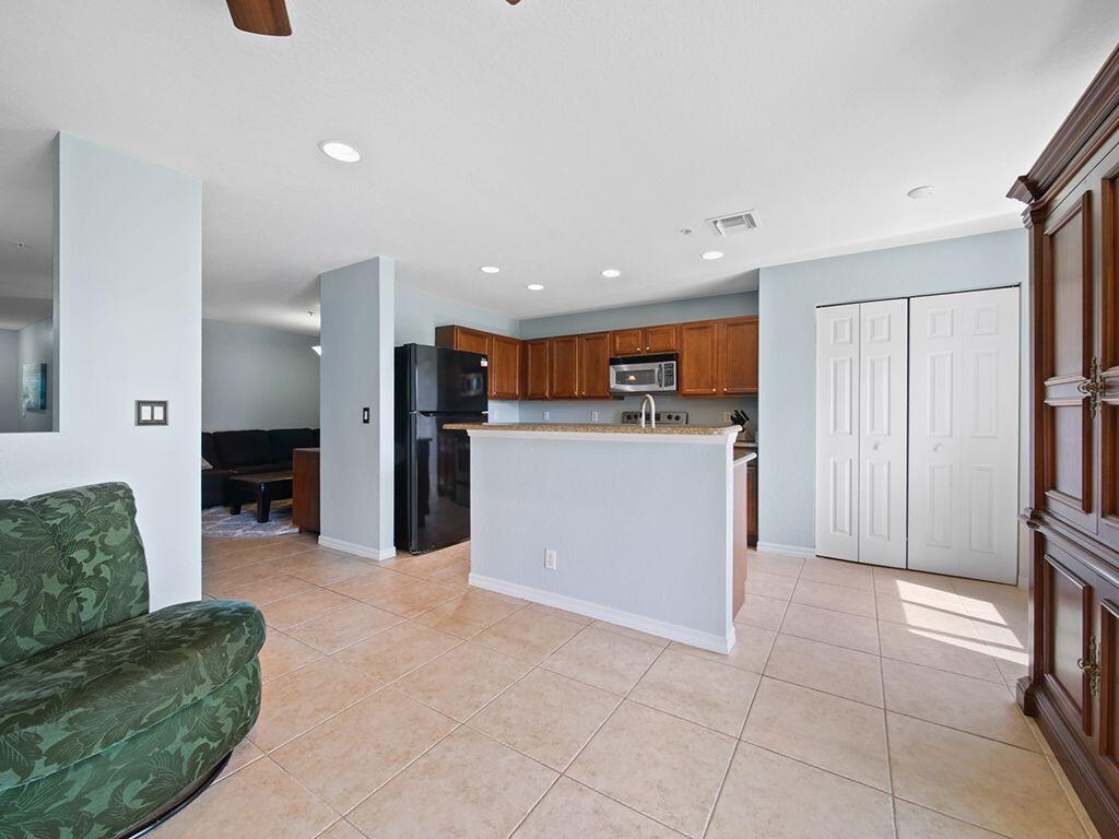 5293 Southeast Jennings Lane Stuart, FL 34997 - Photo 10 of 29 Kitchen