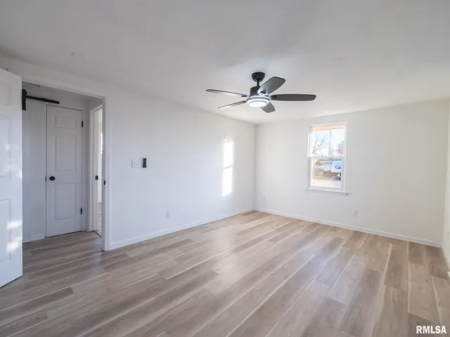 $219,900 | 208 Elmhurst Drive, Washington, IL 61571