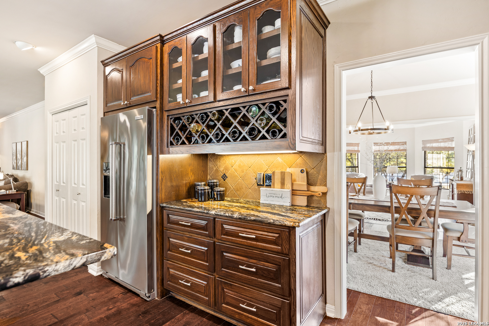 31586 Scarteen Fair Oaks Ranch, TX 78015 - Photo 26 of 67 a living room with furniture