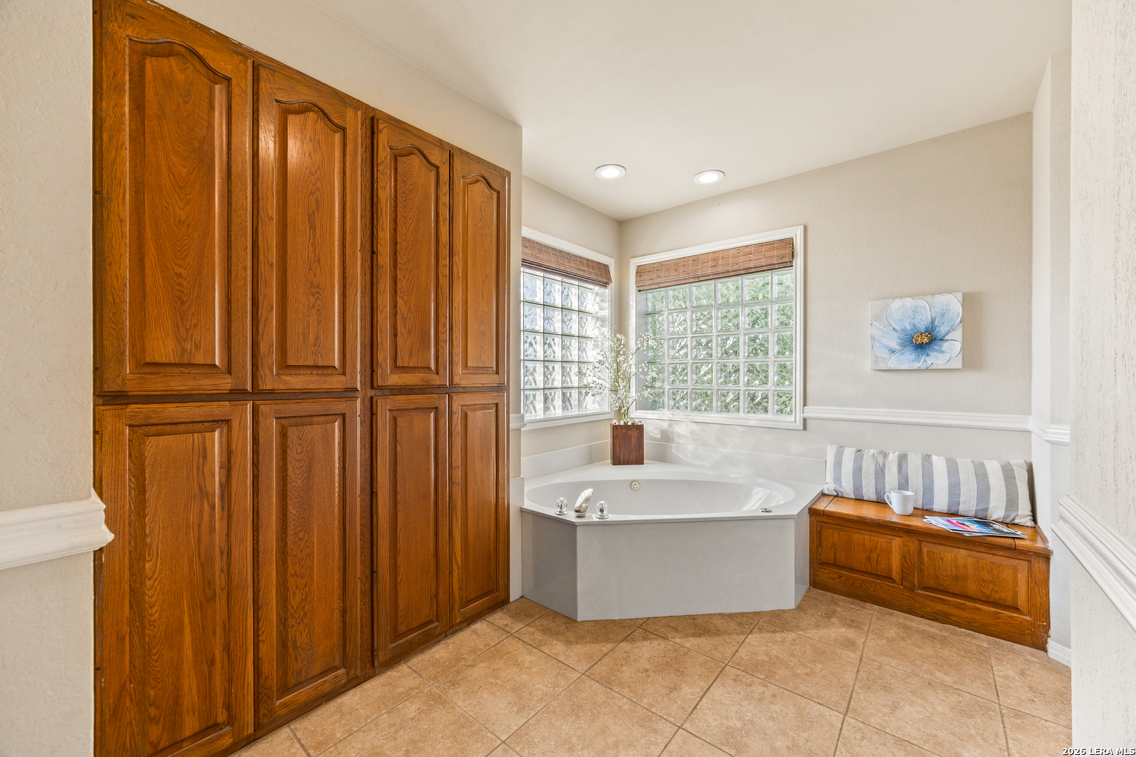 31586 Scarteen Fair Oaks Ranch, TX 78015 - Photo 34 of 67