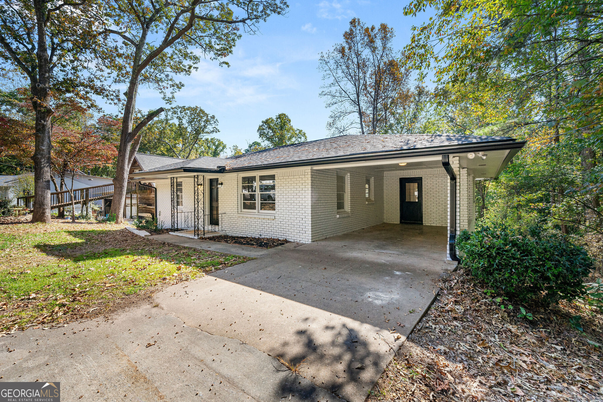 256 Butterworth Road Canton, GA 30114 - Photo 2 of 25