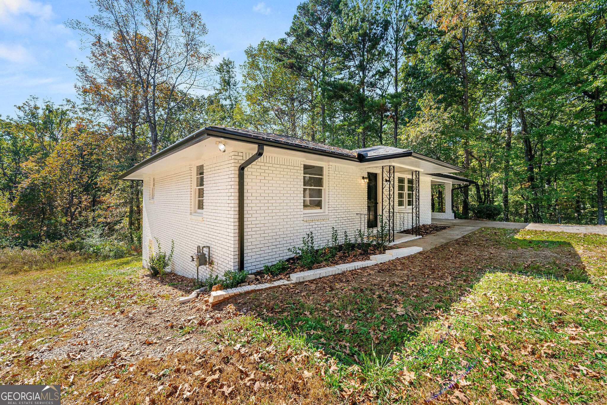 256 Butterworth Road Canton, GA 30114 - Photo 3 of 25