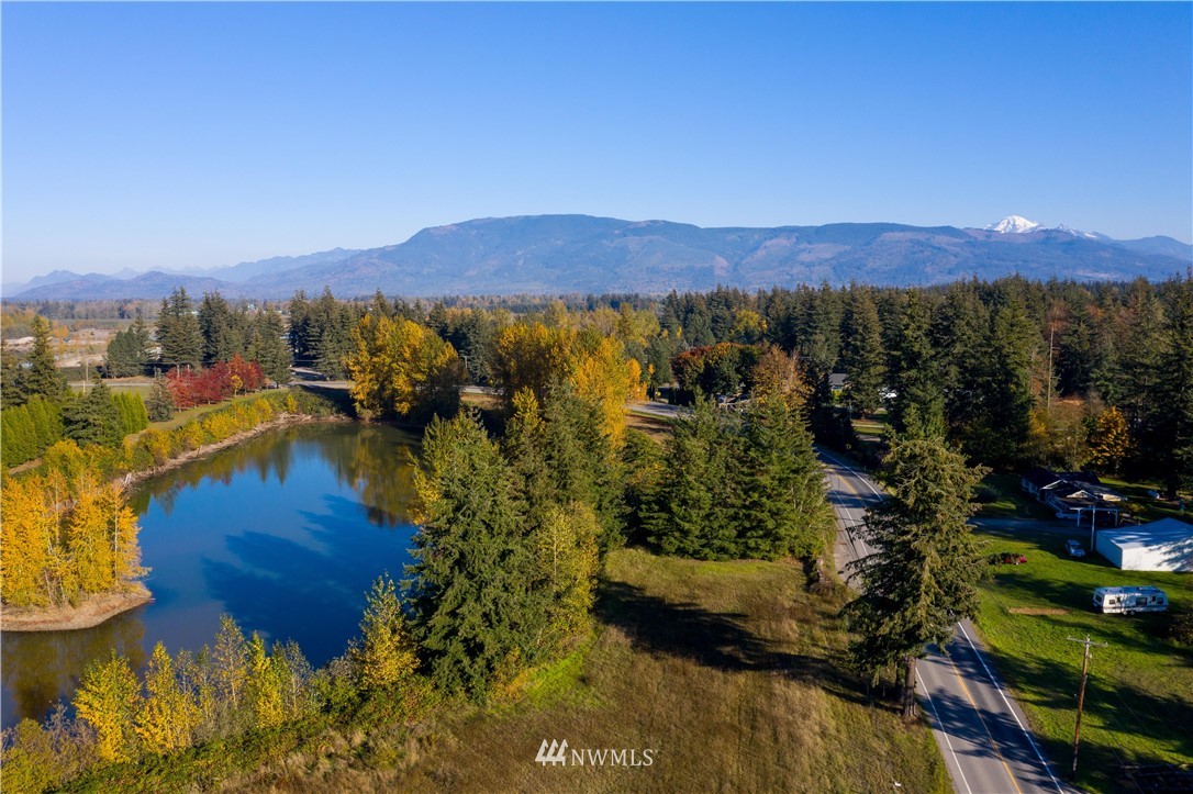 2020 East Pole Road Everson, WA 98247 - Photo 2 of 8 Gallery Image 2