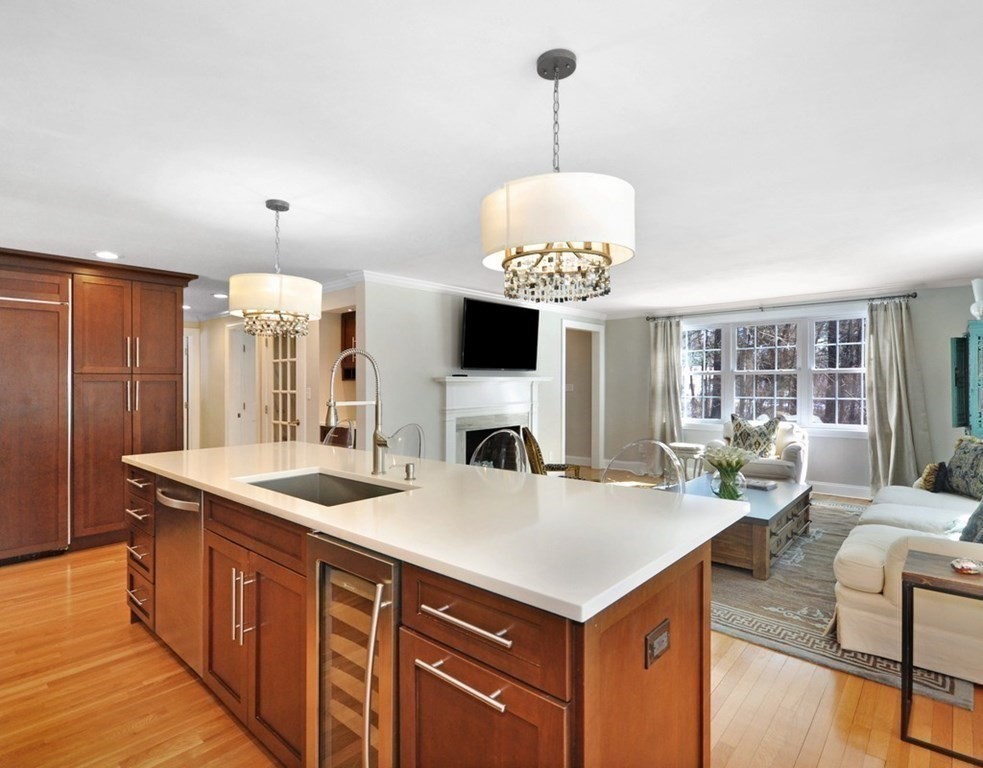 943 Lowell Road Concord, MA 01742 - Photo 8 of 38 Gallery Image 8