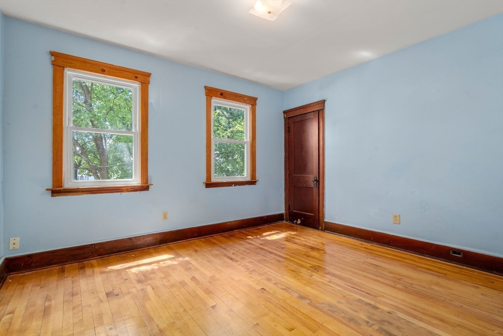 6 Indiana Street Worcester, MA 01604 - Photo 25 of 42 Gallery Image 25