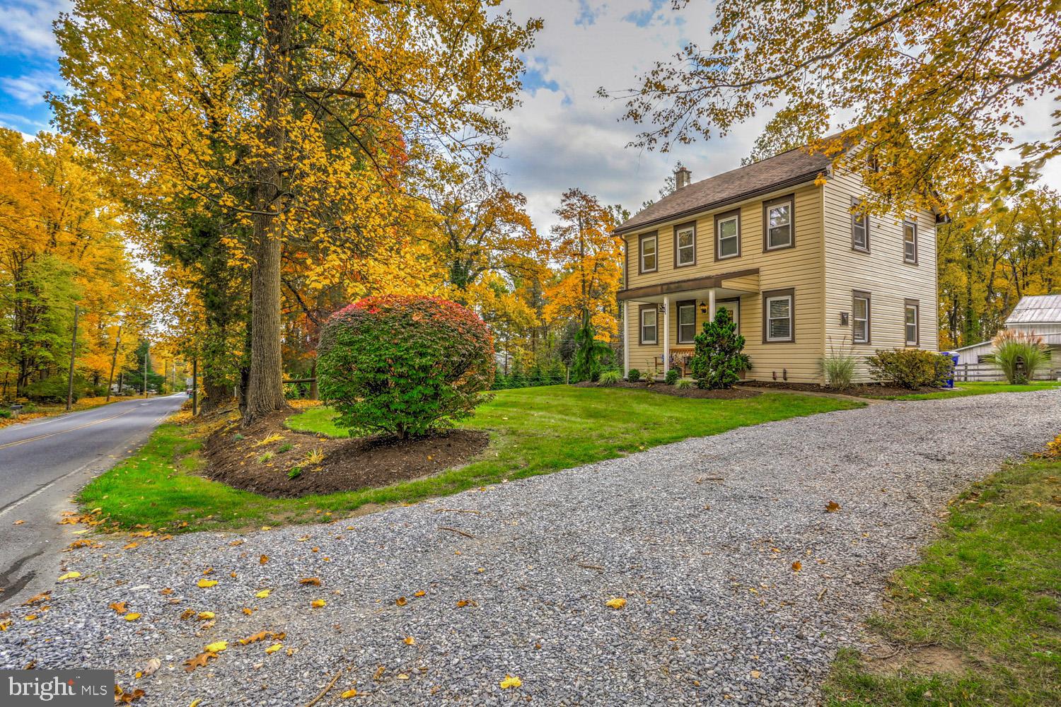 3174 Pinch Road Manheim, PA 17545 - Photo 5 of 45