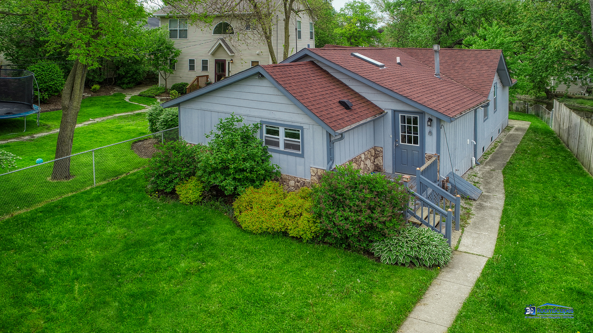 26049 West Rollins Road Ingleside, IL 60041 - Photo 2 of 44