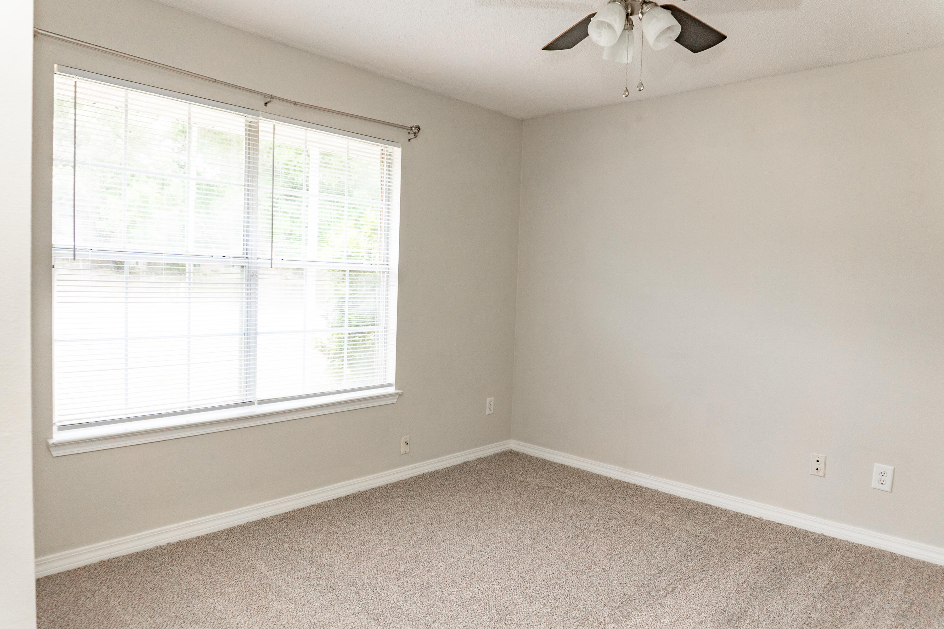 5136 Whitehurst Lane Crestview, FL 32536 - Photo 9 of 24 an empty room with a window