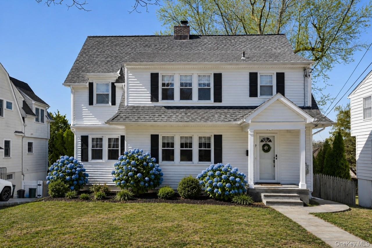 9 Rutgers Place Scarsdale, NY 10583 - Photo 1 of 28