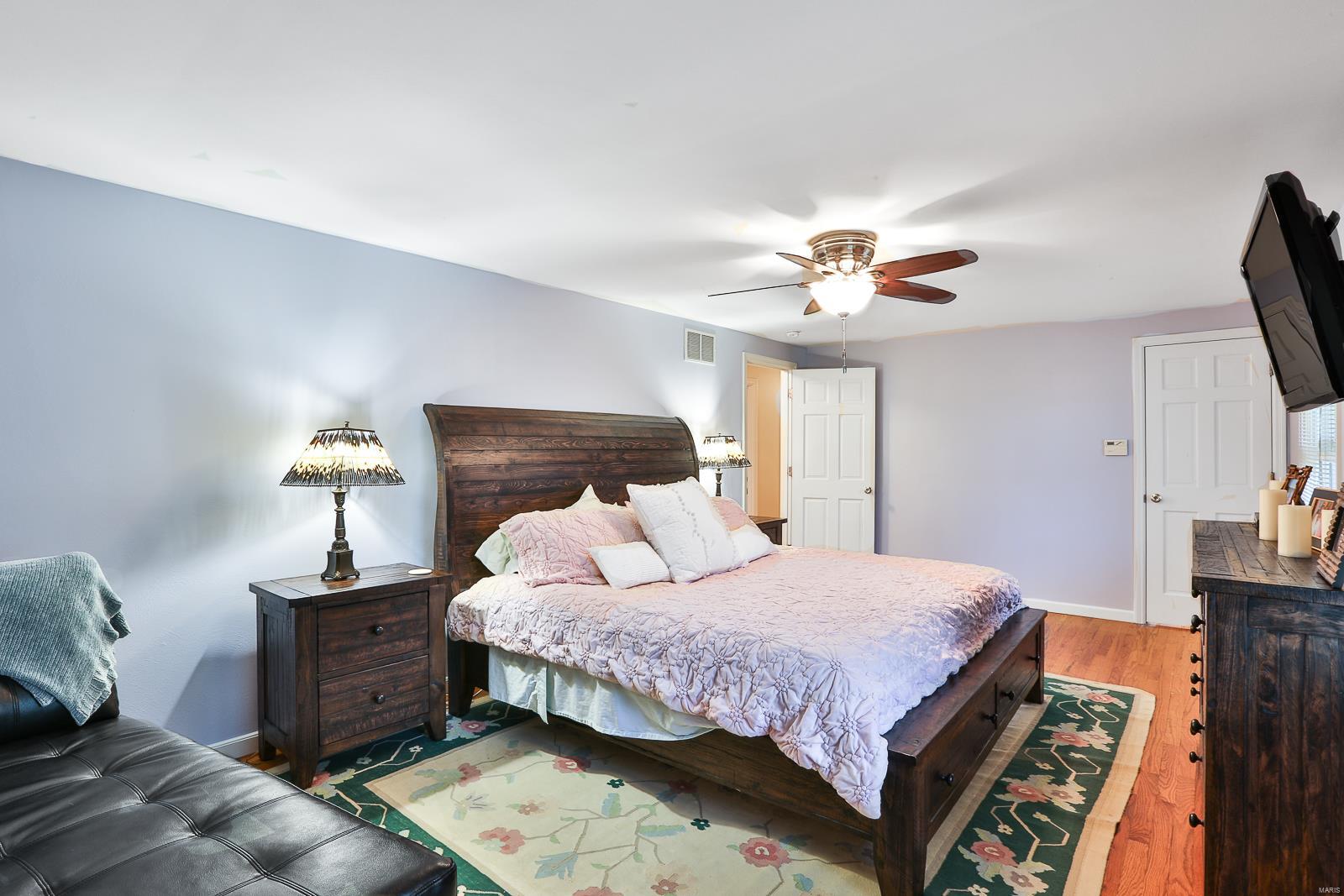 345 Providence Road Ballwin, MO 63011 - Photo 18 of 34 Gallery Image 18