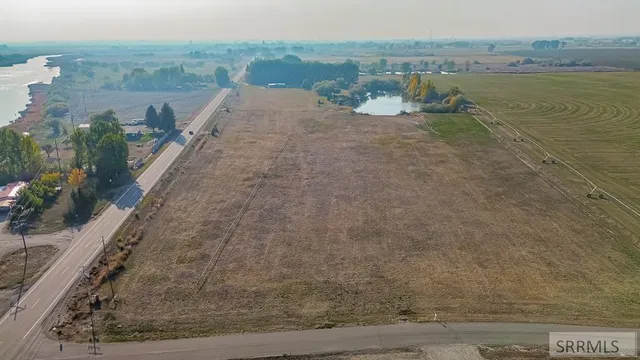 $215,000 | 650 650 North, Roberts, ID 83444