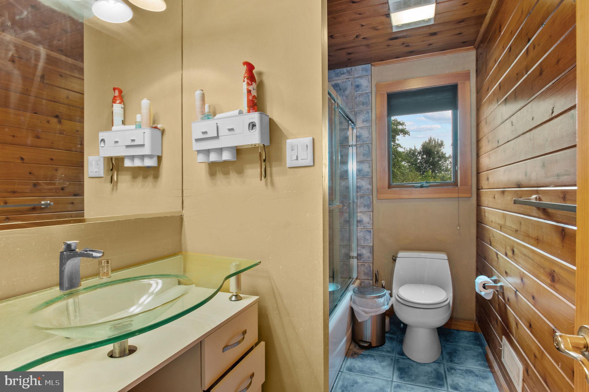 276 Magnolia Road Warminster, PA 18974 - Photo 32 of 40 Gallery Image 32