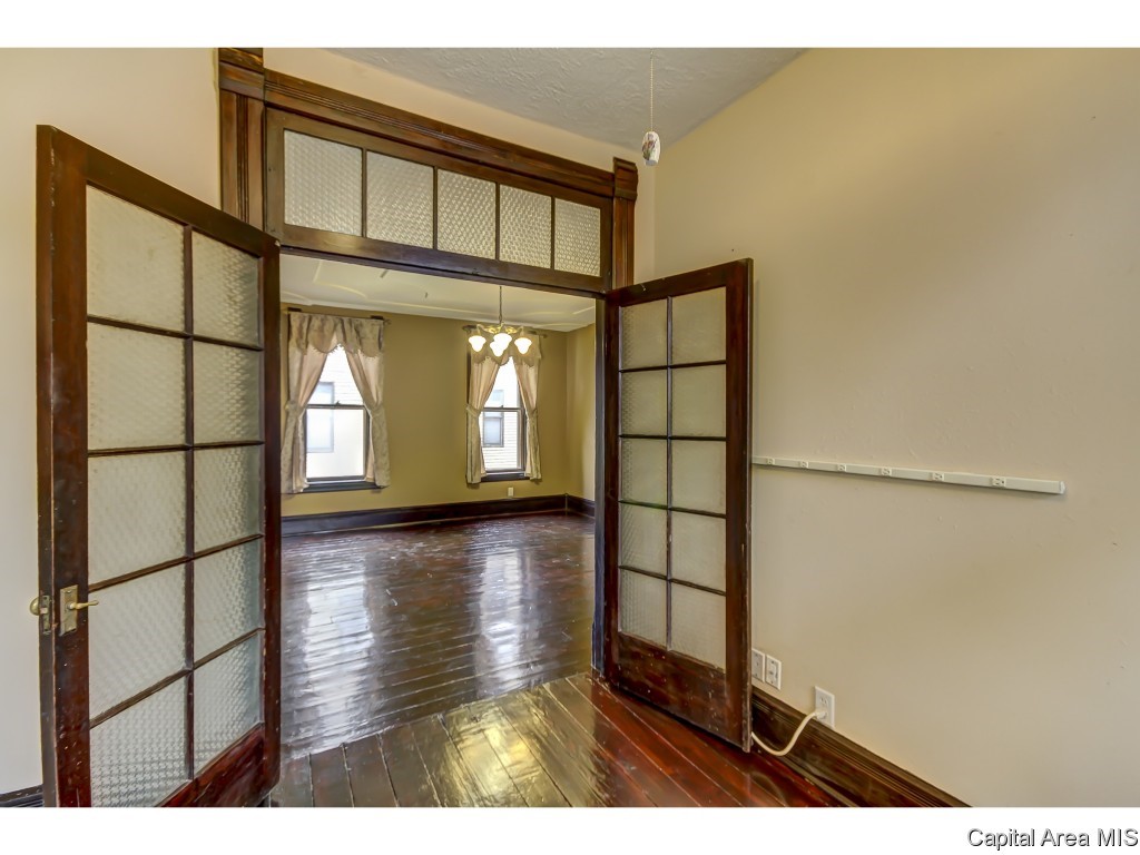 1515 North 4th Street Springfield, IL 62702 - Photo 9 of 36