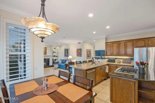 $2,195,000 | 3085 Grandoaks Drive, Westlake Village, CA 91361