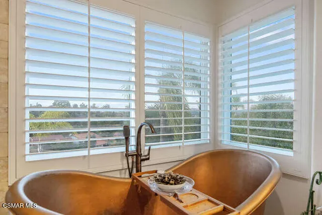 $2,195,000 | 3085 Grandoaks Drive, Westlake Village, CA 91361