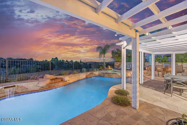 $2,195,000 | 3085 Grandoaks Drive, Westlake Village, CA 91361