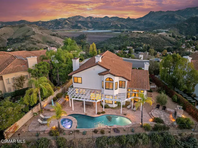 $2,195,000 | 3085 Grandoaks Drive, Westlake Village, CA 91361
