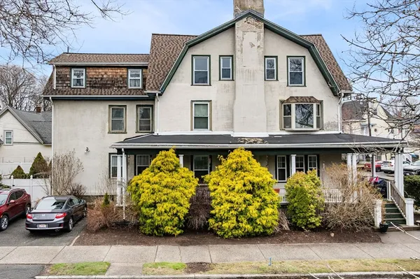 $499,900 | 201 Ocean Street, Unit 1, Lynn, MA 01902