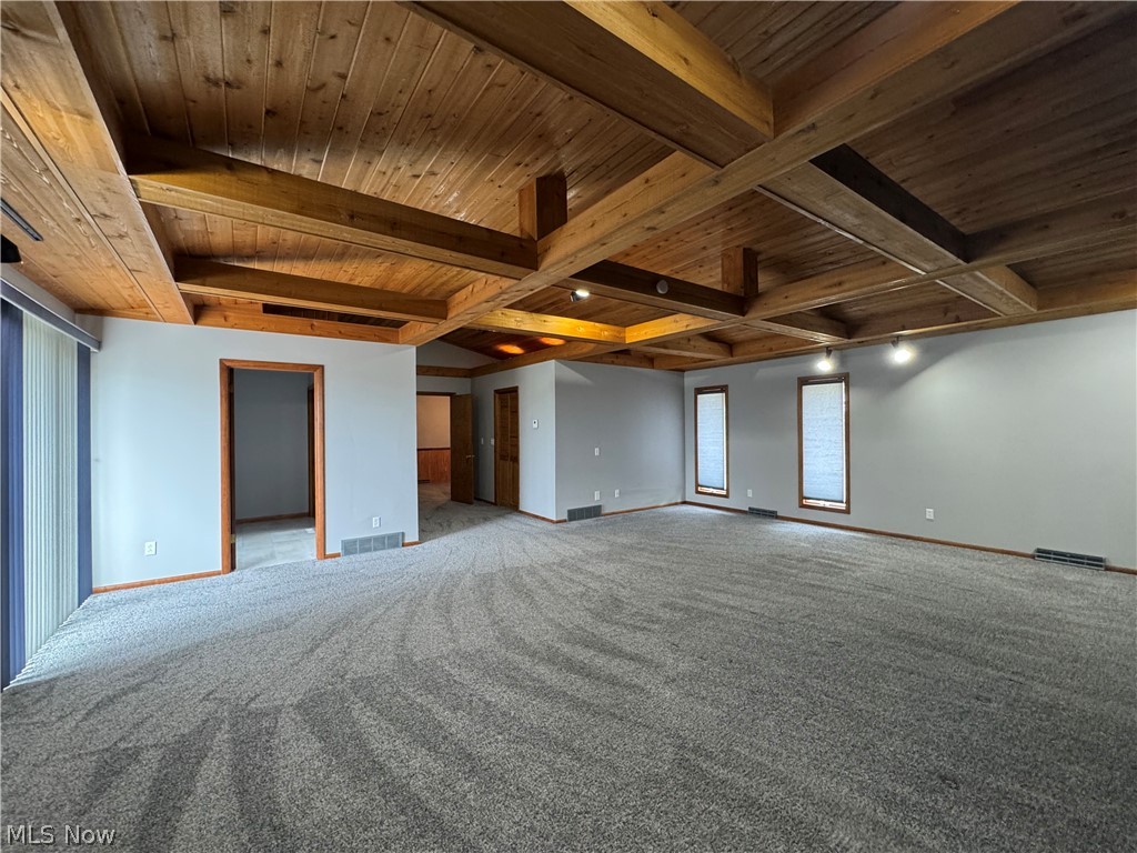 52250 Sidon Road Dillonvale, OH 43917 - Photo 28 of 50 Main Bedroom 19.2 x 25.2 with private bath and walk-in closet.