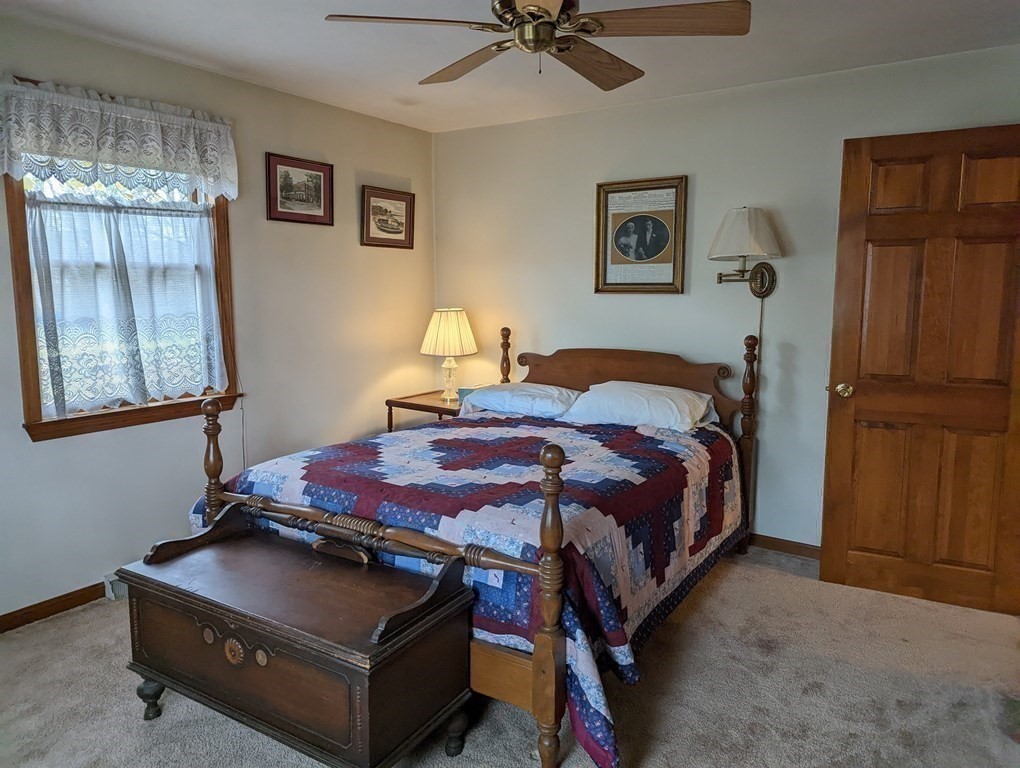 57 Ferry Road Salisbury, MA 01952 - Photo 13 of 31