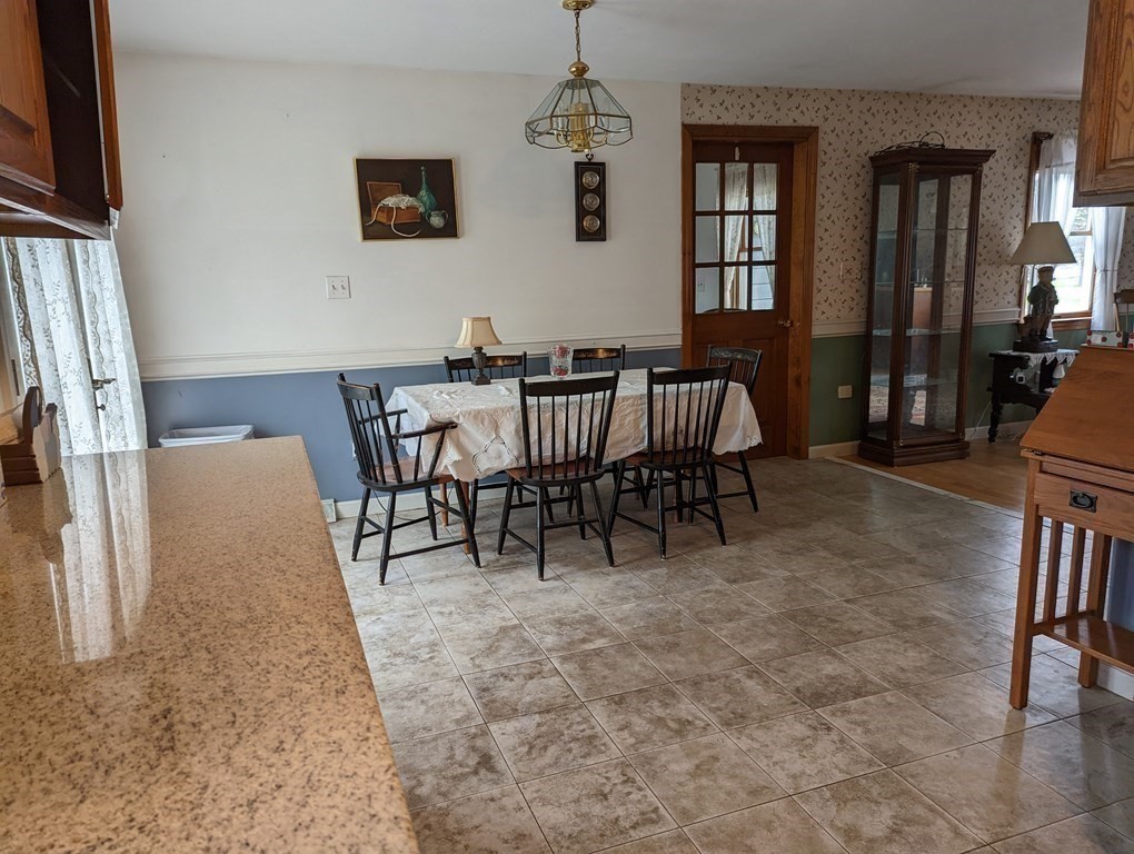 57 Ferry Road Salisbury, MA 01952 - Photo 6 of 31
