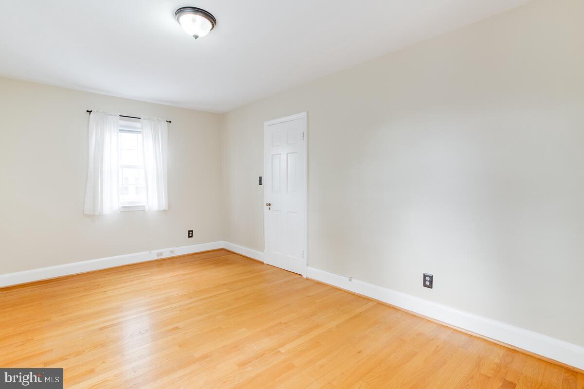 813 Kingston Road Baltimore, MD 21212 - Photo 39 of 55 Bedroom 2 has sunny south side views