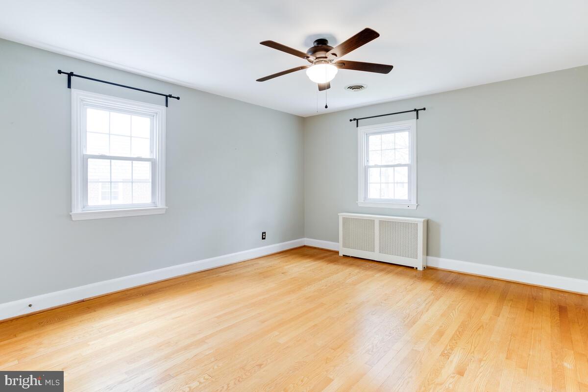 813 Kingston Road Baltimore, MD 21212 - Photo 40 of 55 Bedroom 3 has gleaming hardwood floors