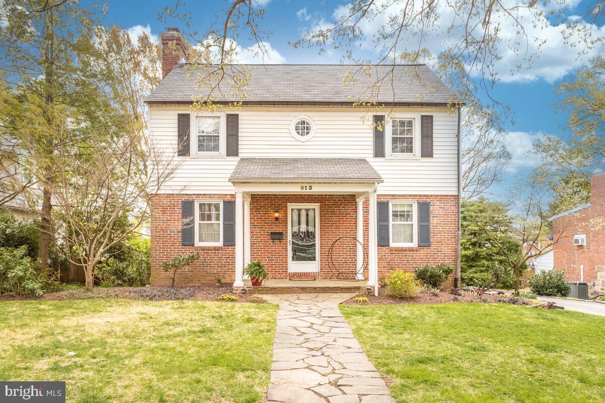 813 Kingston Road Baltimore, MD 21212 - Photo 53 of 55 Classic Stoneleigh colonial
