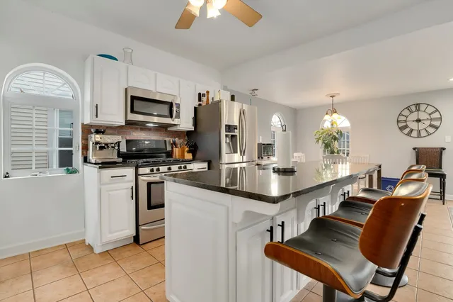 $459,900 | 5526 North Mason Avenue, Chicago, IL 60630