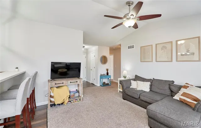 $219,900 | 101 Equestrian Drive, Winfield, MO 63389