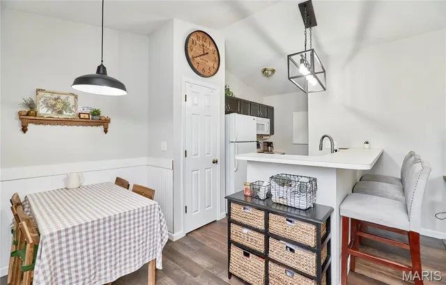 $219,900 | 101 Equestrian Drive, Winfield, MO 63389