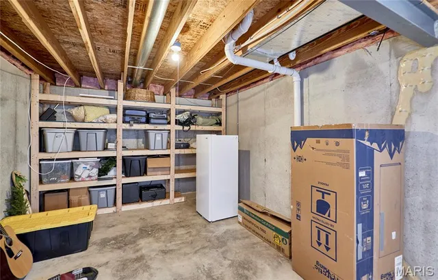 $219,900 | 101 Equestrian Drive, Winfield, MO 63389