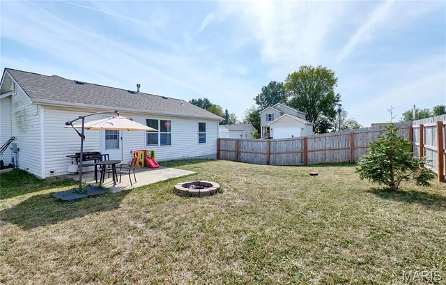 $219,900 | 101 Equestrian Drive, Winfield, MO 63389