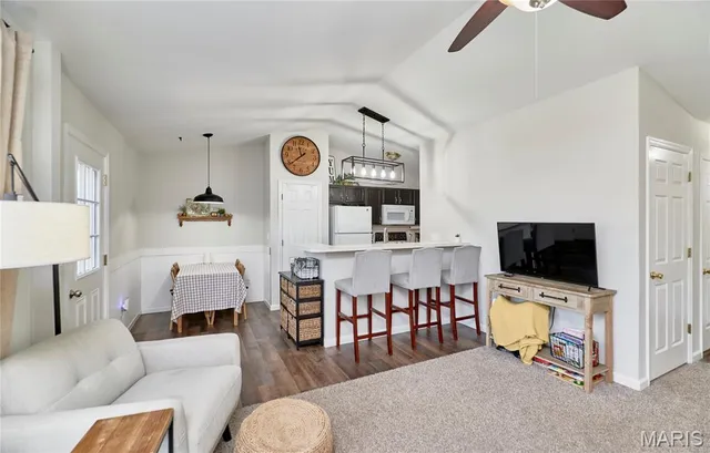 $219,900 | 101 Equestrian Drive, Winfield, MO 63389