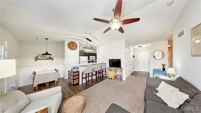 $219,900 | 101 Equestrian Drive, Winfield, MO 63389