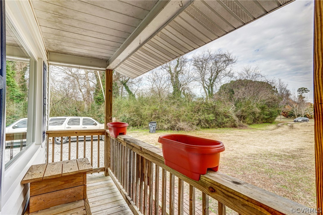 19601 Mattaponi Road West Point, VA 23181 - Photo 2 of 16 Gallery Image 2