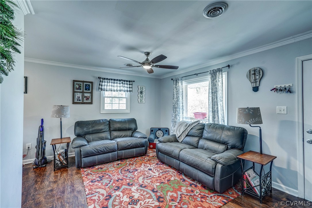 19601 Mattaponi Road West Point, VA 23181 - Photo 4 of 16 Gallery Image 4